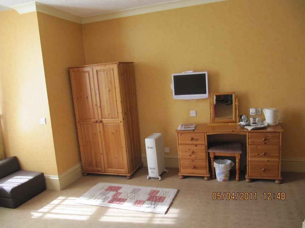Ness Walk Ξενοδοχείο Ίνβερνες Δωμάτιο φωτογραφία A room at the hotel
